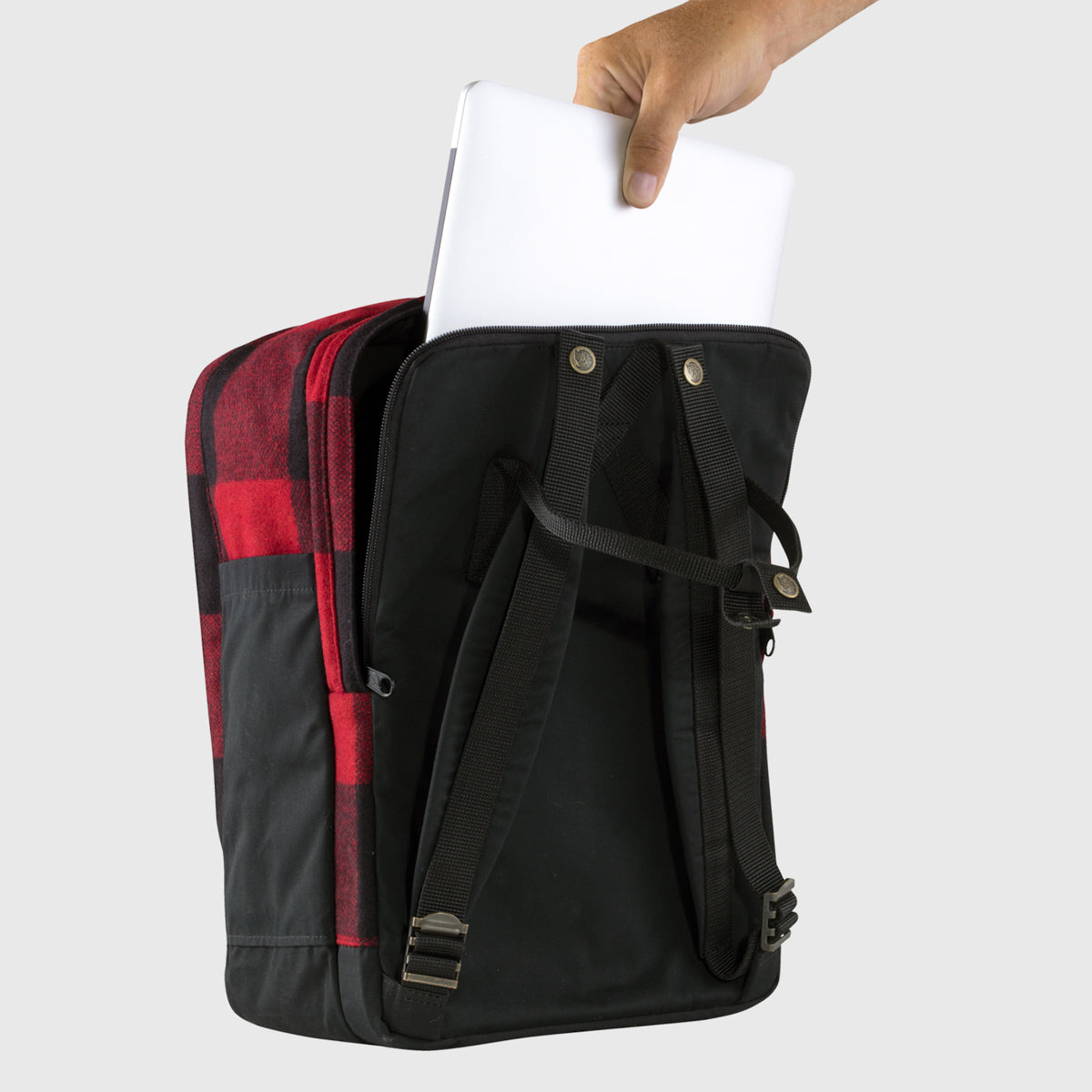 Kånken Re-Wool Laptop 15" computer backpack - Fjallraven recycled wool special edition Red/Black red and black patchwork