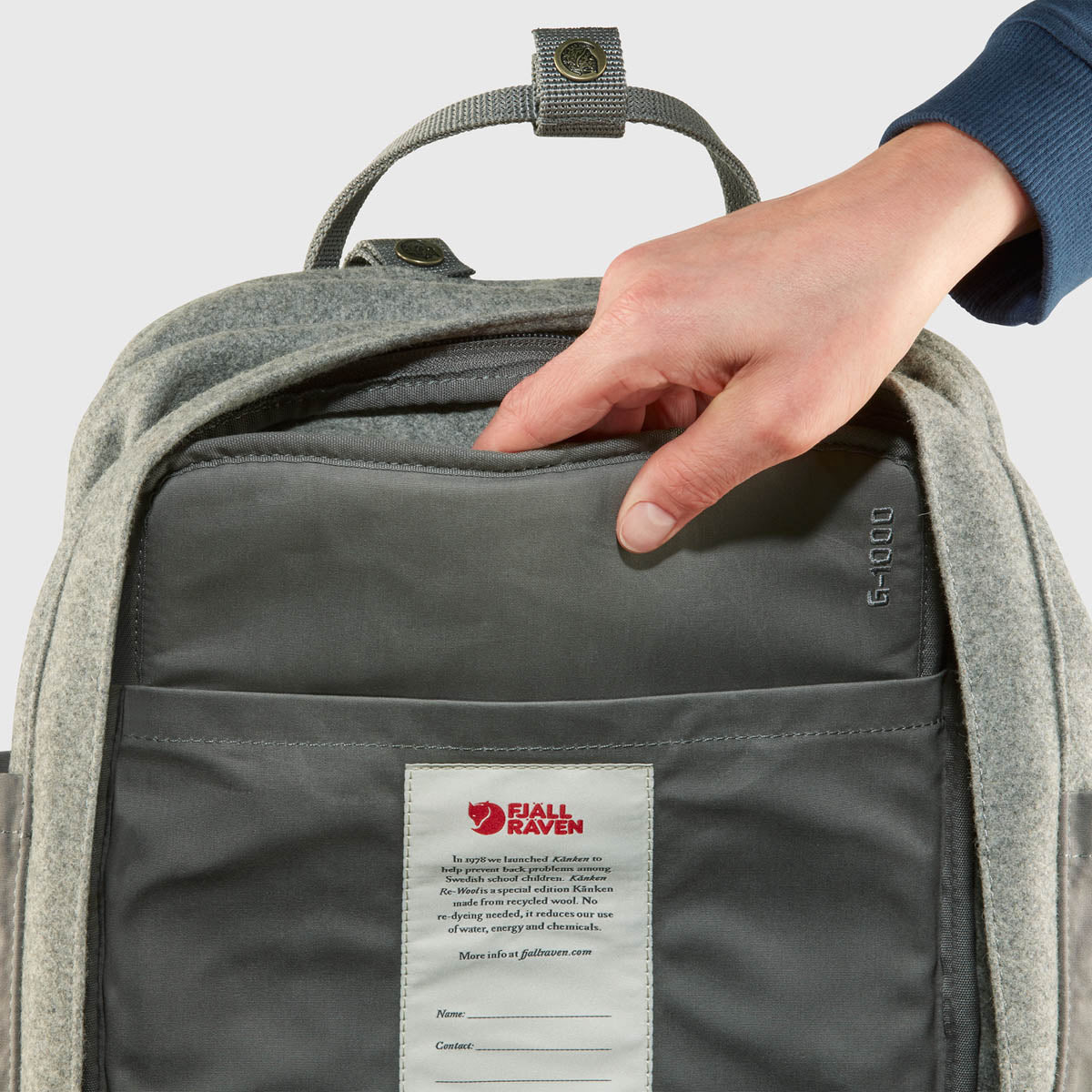 Kånken Re-Wool Laptop 15" computer backpack - Fjallraven recycled wool special edition Red/Black red and black patchwork