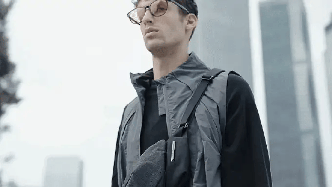 niid Radiant II Sling Bag R2 時尚隨身袋 二合一 單獨/合併使用