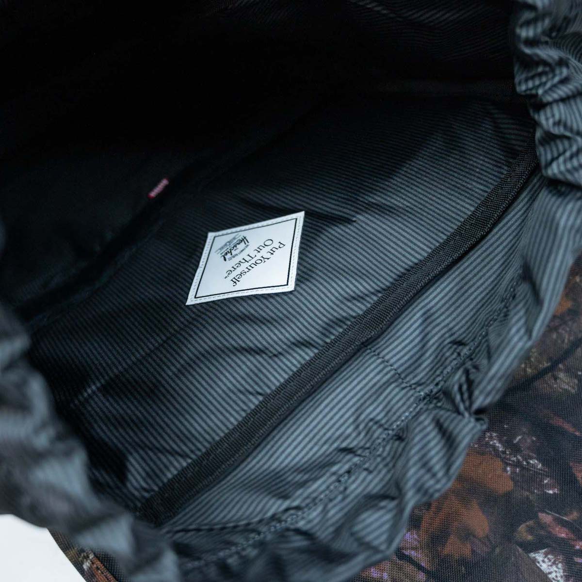 Herschel Little America Backpack 30L 背囊 背包 書包 新增左右插袋 頂袋