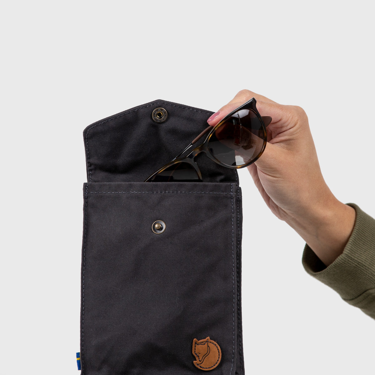 Fjallraven Pocket 小斜揹袋 香港行貨
