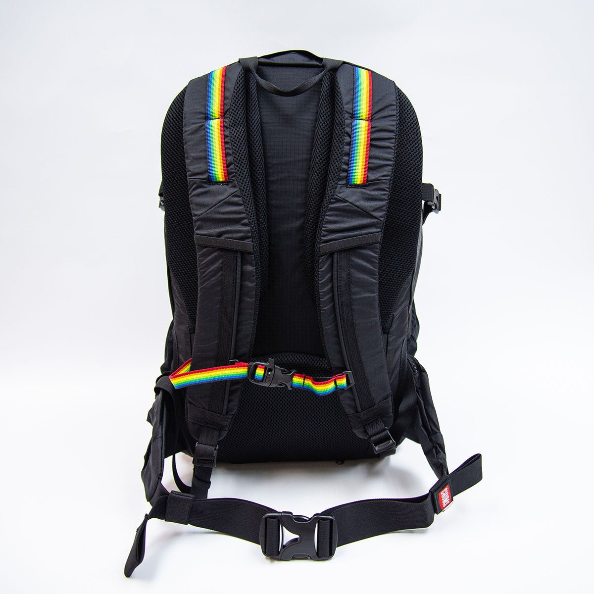 Chums Spring Dale 30 戶外背囊 行山登山包 腰帶可當做腰包使用 連雨罩