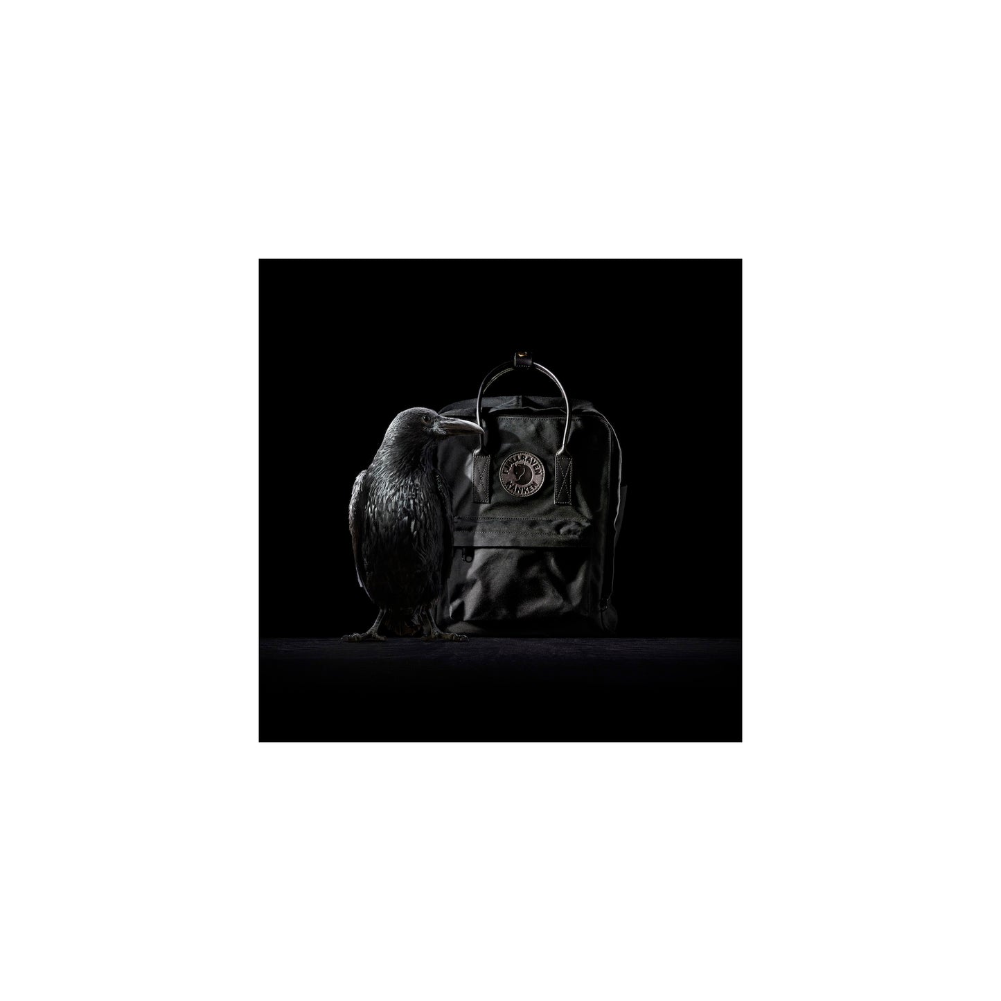 Kånken No. 2 Black Mini Fjallaven Kanken 全黑化 迷你 小背囊 7升容量