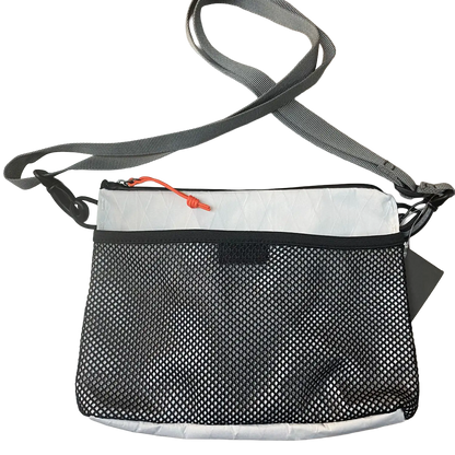 Mountain Hardwear 日本版 After Six Sacoche Eco X-PAC 輕量單肩包