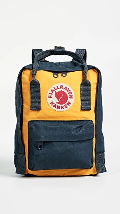 Fjallraven Kanken Classic Backpack 16L backpack licensed in Hong Kong