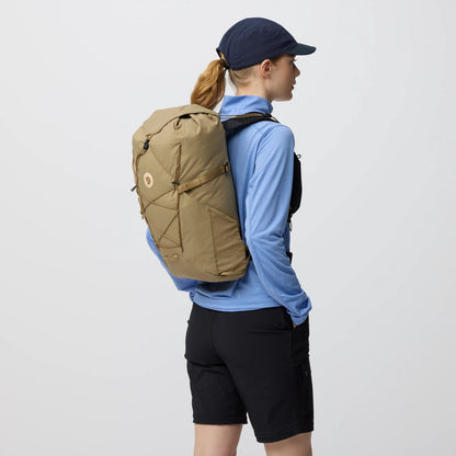 Fjallraven Abisko Hike Lite 20 輕量高包覆機能健行背包【香港行貨】| 跑背心一體化背負系統 | 模組化可拆卸式腰包 - Life Sports