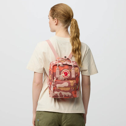 Fjallraven Kanken Graphics Mini 藝術特訂版G-1000 HeavyDuty S防撕裂細背囊【香港行貨】 | 限量動物幾何圖騰隨身休閒小狐狸包 - Life Sports