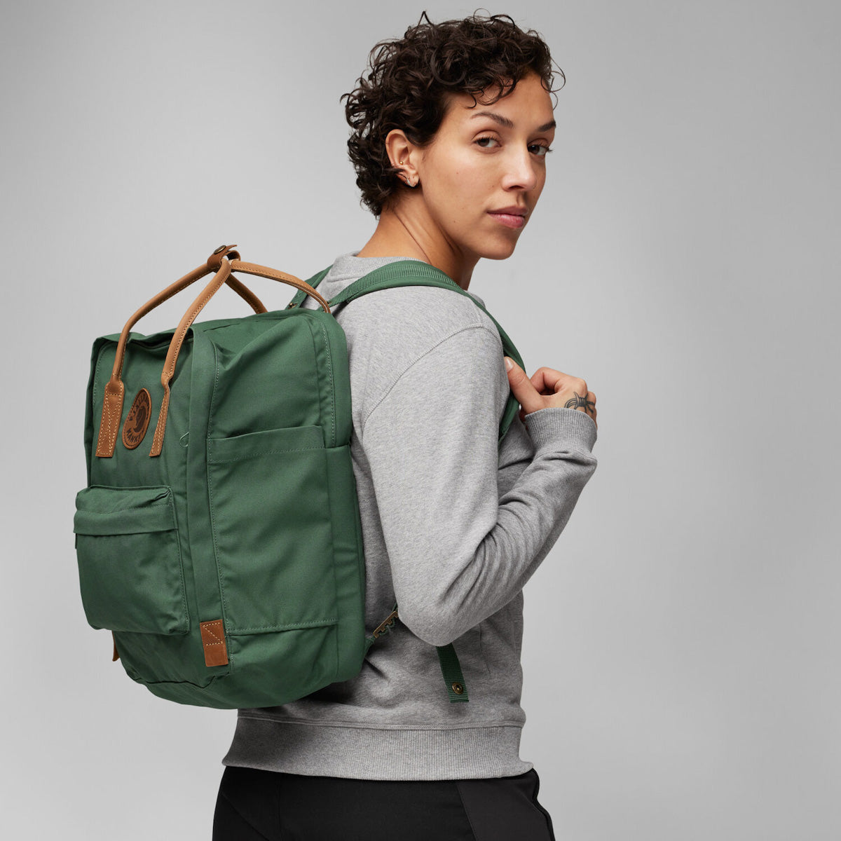 香港行貨 Fjallraven Kanken No.2 Laptop 15" 18L 筆電背囊
