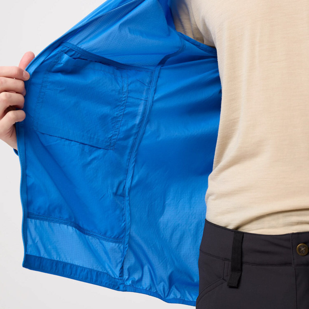 Fjallraven Keb Lätt Wind Jacket M 男裝輕量超便攜抗風防潑水外套【香港行貨】| 便攜 超輕 收納後 比手板仲要細 | 夏日徒步行山風衣 - M Size =100克重