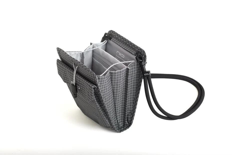 NIID Neo EDC Compact Pouch 斜孭袋 | 磁吸快取 | 輕便隨身包 | 手機銀包鎖匙收納