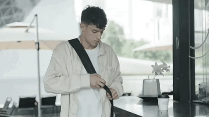 niid Radiant II Sling Bag R2 隨身袋 二合一 單獨/合併使用