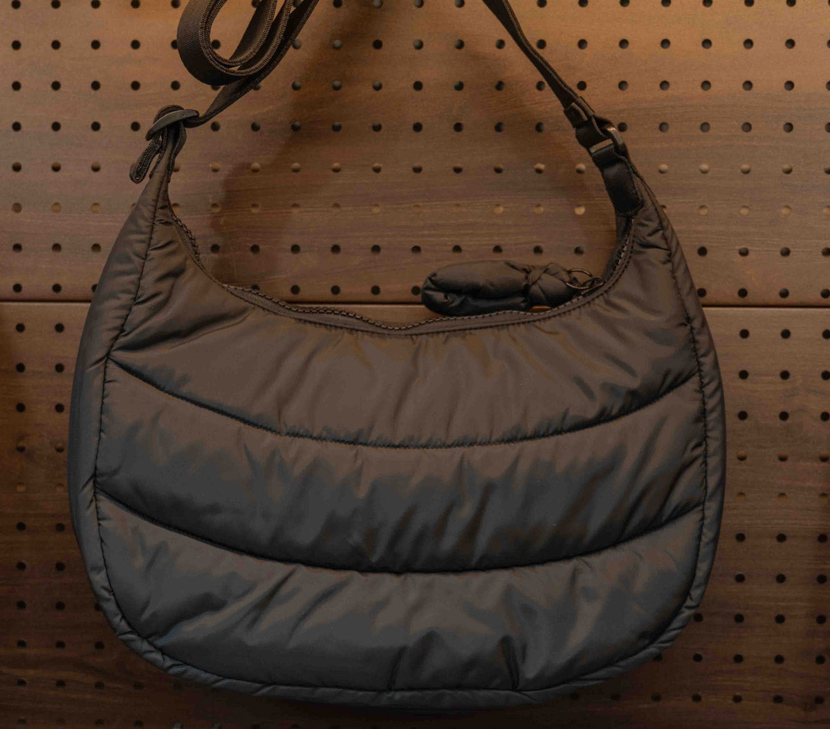 Herschel Yara Shoulder Bag 9L 雲朵澎澎感單肩斜孭包 | 100%再生環保絎縫面料 | 305g超輕量隨身包 - Life Sports