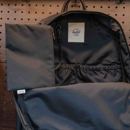 Herschel Classics Beatrix Backpack 20L 斜紋真皮電腦雙肩背囊 | 15/16吋筆電艙 | 附可拆內袋及行李套插 - Life Sports