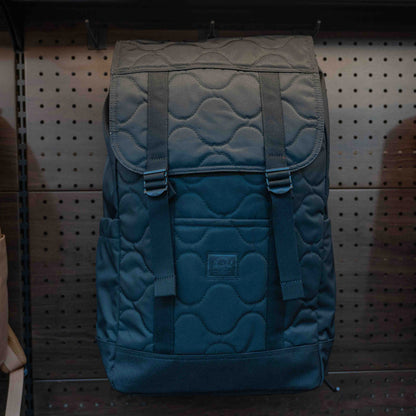 Herschel Retreat Backpack 新版 新增左右側袋 背部快取電腦設計 23升