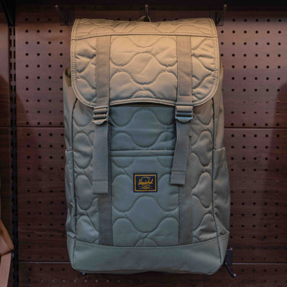 Herschel Retreat Backpack 新版 新增左右側袋 背部快取電腦設計 23升