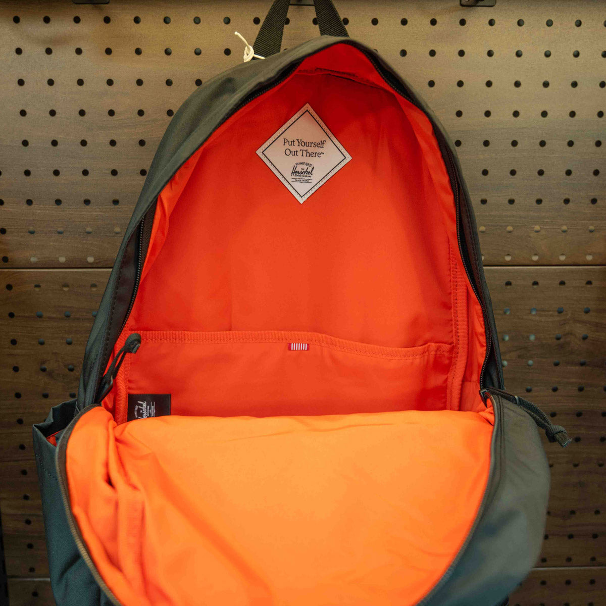 Herschel Heritage™ Backpack 24L 經典鑽石豬鼻雙肩背囊 | 15/16吋電腦防護層 | EVA減壓肩帶日用包