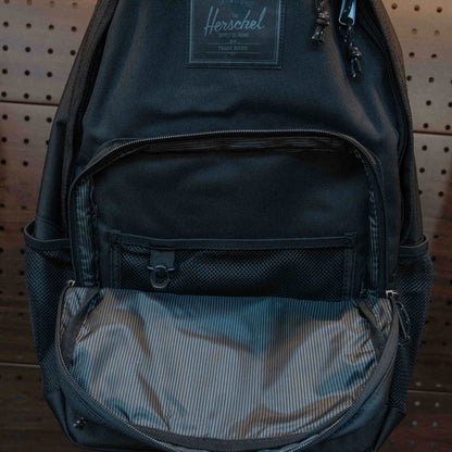 Herschel Kaine Backpack 28L 雙前袋美式校園雙肩背囊 | 15/16吋筆電防護層 | 雙網眼水樽袋 繩結拉環日用包 - Life Sports