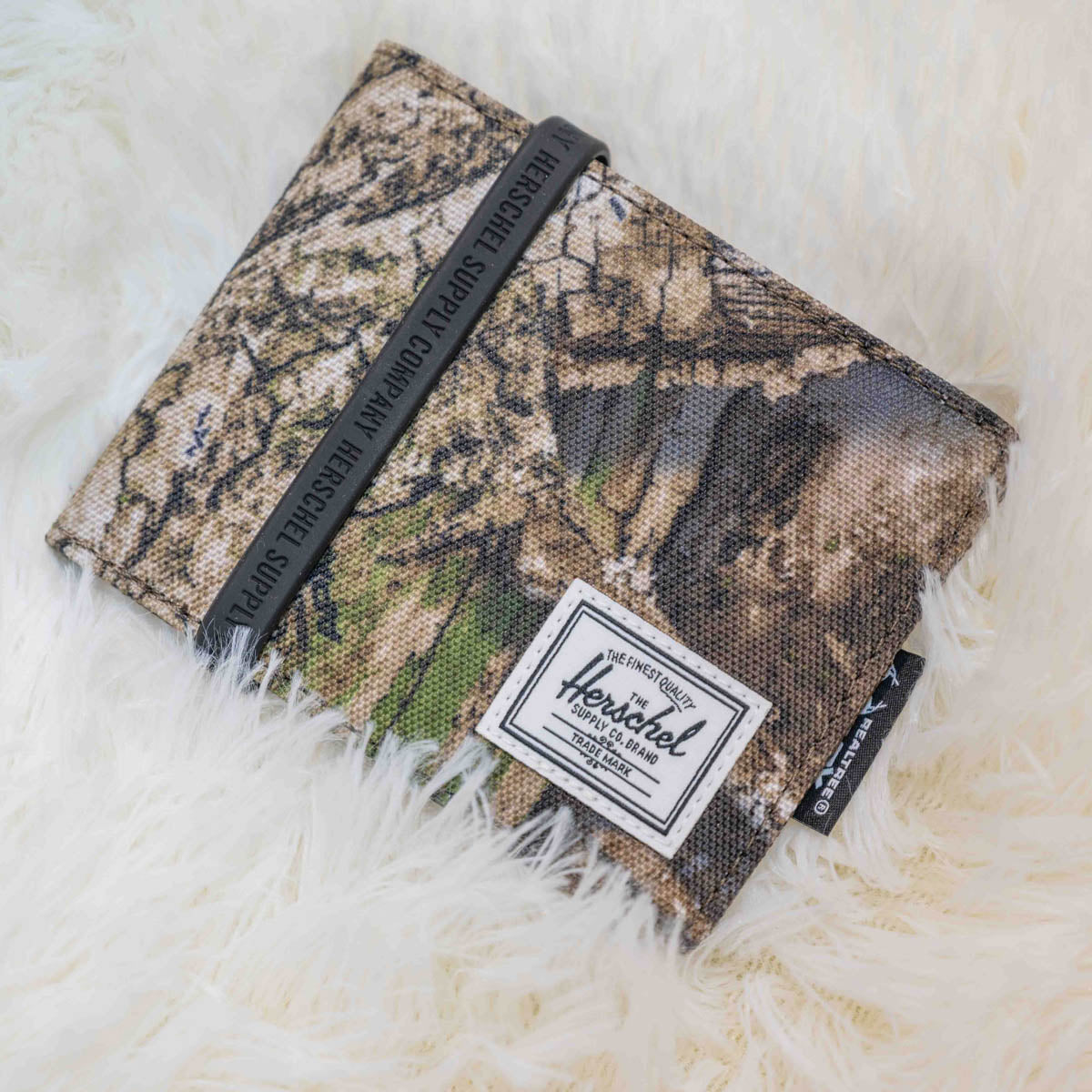 Herschel Roy Wallet Full Card Slot Wallet