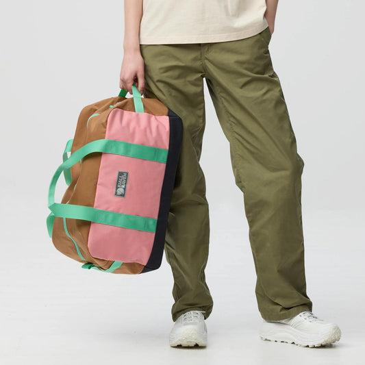 Fjallraven Vardag Duffel 33 專利500D防撕裂多功能旅行健身包【香港行貨】| 奢華加厚防震底座 | 手提側孭後背三棲運動圓筒袋 - Life Sports