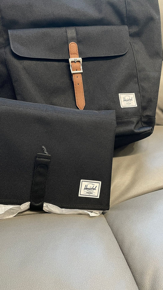 Herschel Retreat Tote Diaper Bag Shoulder Bag Parent-child Bag Mommy Bag Baby Carrier (with Waterproof Mat) Black