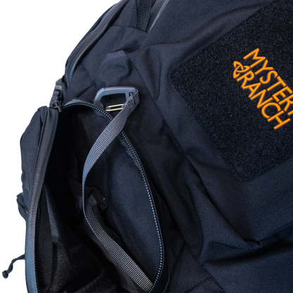 Mystery Ranch Blitz 30 多功能背囊