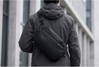 NIID NEO NOMAD N2 MAX 職人級斜孭袋【原裝正貨】| 11 吋 iPad Pro 專用隔層 | 磁吸快扣與大容量擴充 - 10L+1.1L