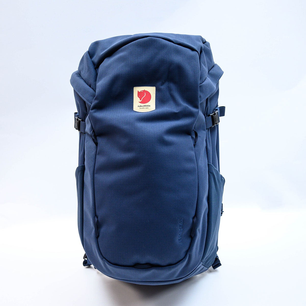 Fjallraven ULVÖ 30 waterproof material backpack can hold a 15" laptop