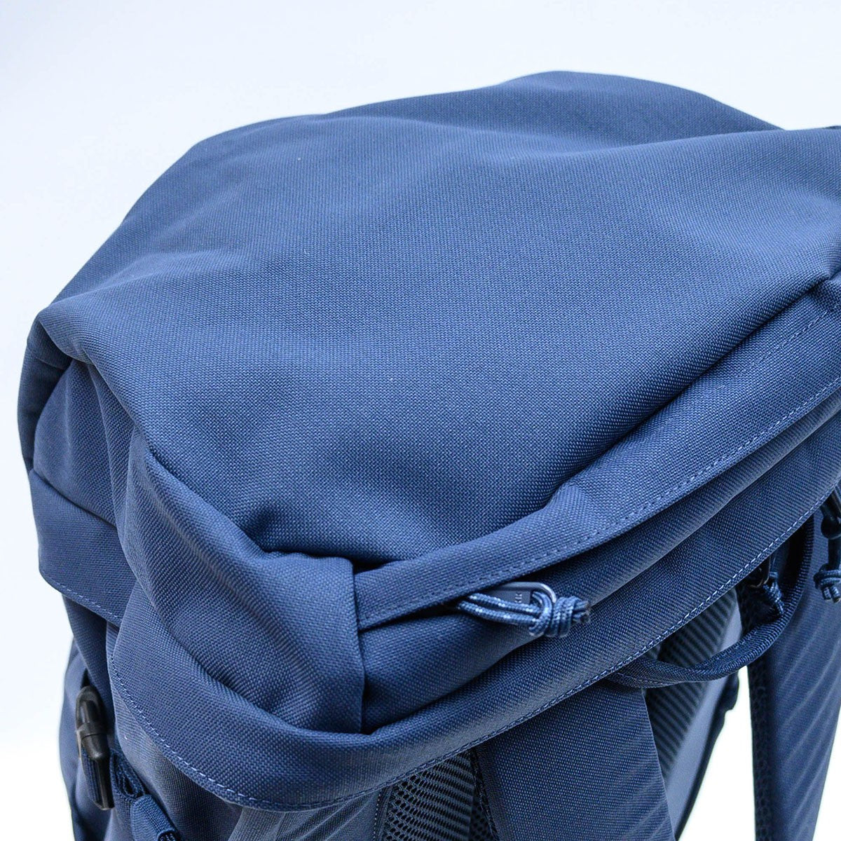 Fjallraven ULVÖ 30 waterproof material backpack can hold a 15" laptop