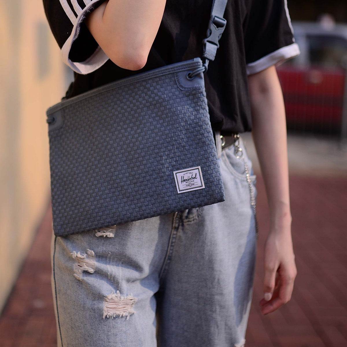 Herschel Alder Crossbody Sacoche 斜揹袋 編織