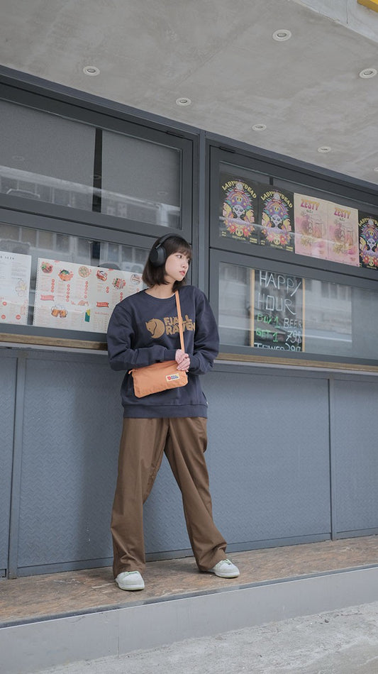 Fjallraven Logo Sweater 經典印花衛衣【香港行貨】| 100%有機棉Felpa針織布料 | 內層抓絨保暖 男裝 - Life Sports