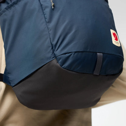Fjällräven High Coast Backpack 24 背囊 配10,000mm PU塗層 防水耐用 輕量背包