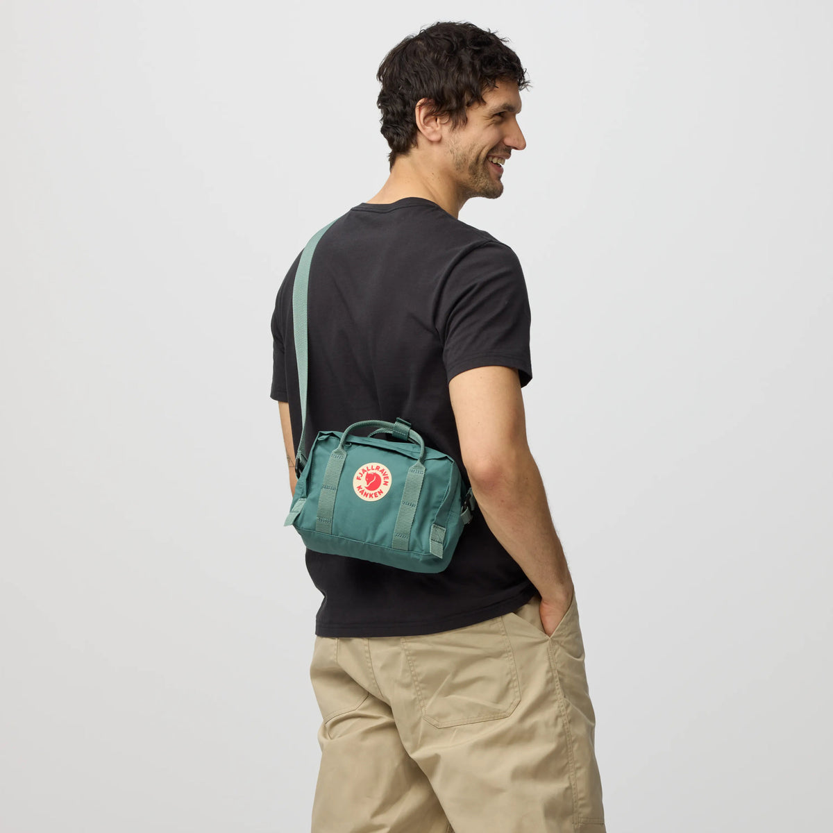 Fjällräven Kånken Crossbody 單肩包【香港行貨】| 4升 Vinylon F 斜孭／腰包兩用 多間隔