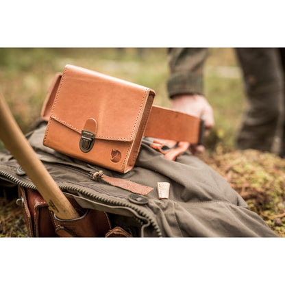 Fjallraven Singi Bino Bag Handmade Leather Binocular Bag from Sweden Crossbody Bag Shoulder Bag 249 Leather Cognac
