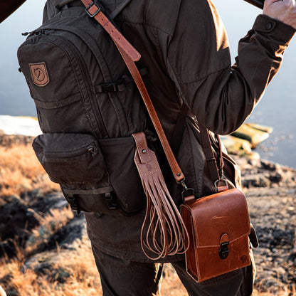 Fjallraven Singi Bino Bag Handmade Leather Binocular Bag from Sweden Crossbody Bag Shoulder Bag 249 Leather Cognac