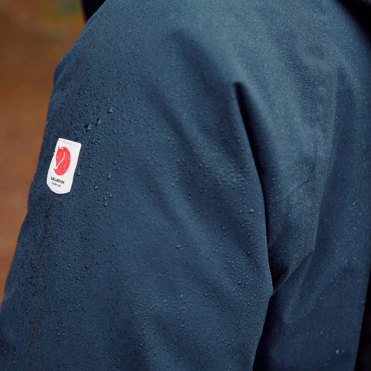 Fjällräven High Coast Hydratic Padded Trail Jacket M 防水保暖外套