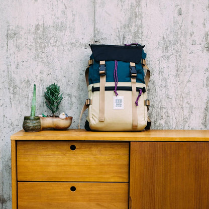 Topo Designs Rover Pack Classic 20L backpack licensed in Hong Kong