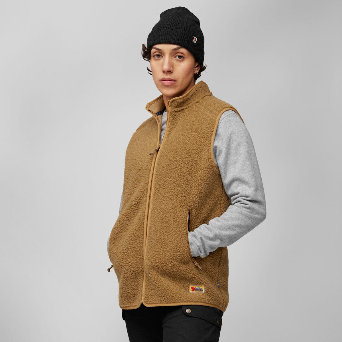 Fjallraven Vardag Pile Fleece Vest W Women's Furry Vest Jacket Buckwheat Brown Buckwheat Brown