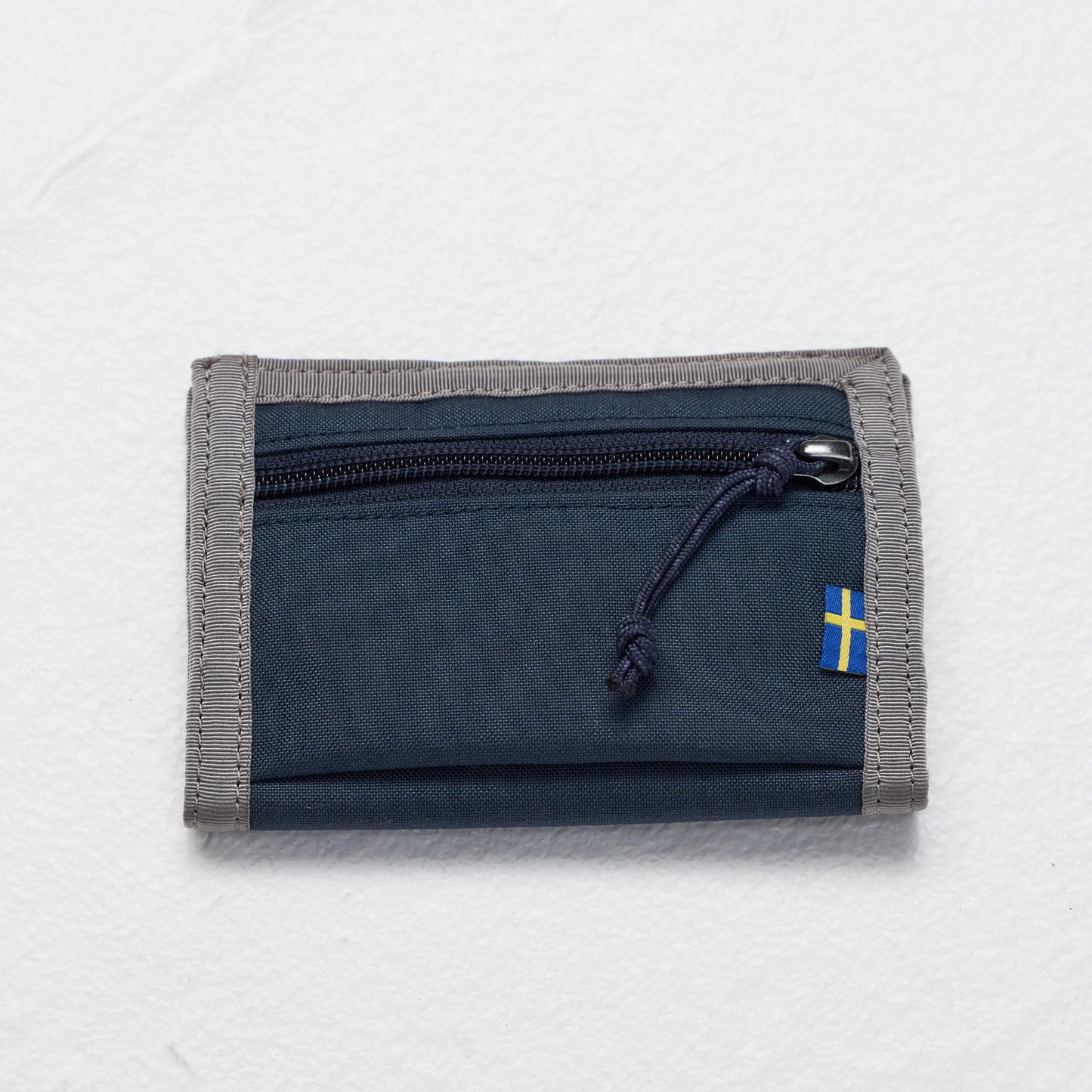 Fjällräven Vardag Wallet 對摺銀包【香港行貨】| 紙幣格 卡位 拉鍊散銀格 輕薄 適合少現金設計