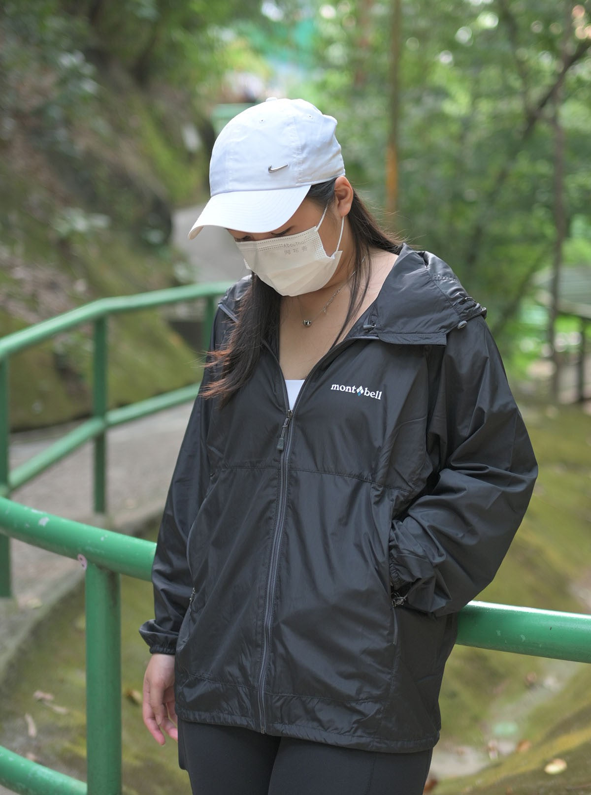 mont-bell Wind Blast Parka MS 男裝碼 - 連帽防風外套 黑色